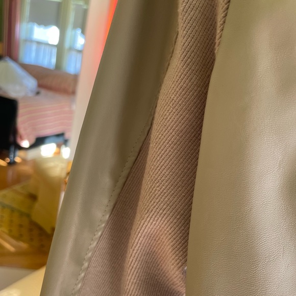 BLANK NYC Faux leather and fabric jacket asymmetrical - Picture 6 of 9